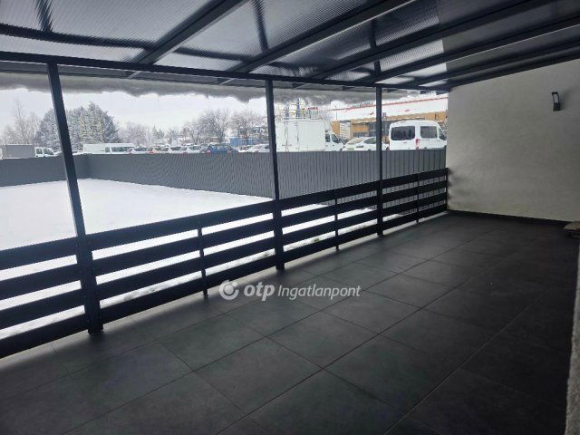 Eladó családi ház, Abonyban 108 M Ft, 3 szobás