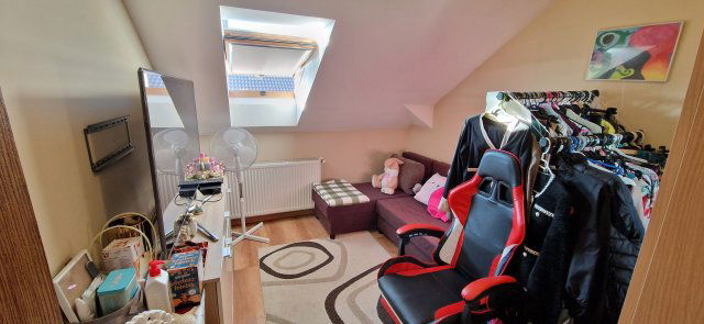 Eladó téglalakás, Dunakeszin 84.9 M Ft, 4 szobás