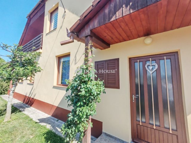Eladó családi ház, Csurgón 58.5 M Ft, 6 szobás