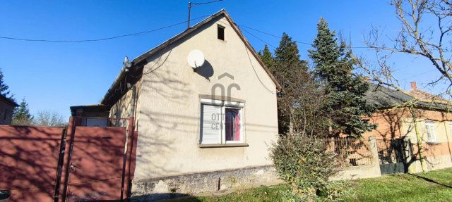 Eladó családi ház, Nyirádon 21.9 M Ft, 4 szobás