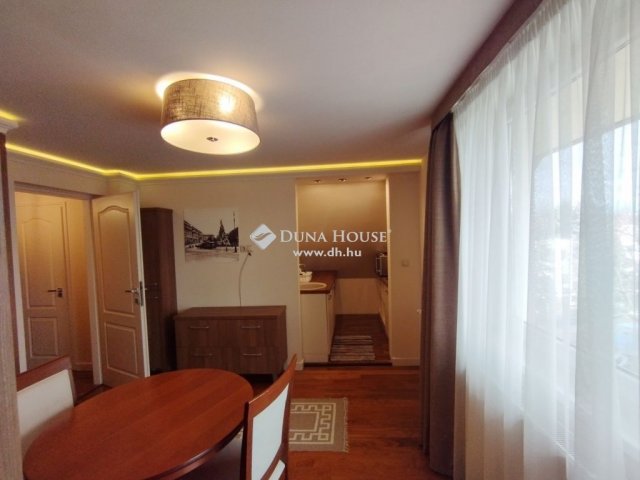 Kiadó téglalakás, albérlet, Debrecenben 230 E Ft / hó, 2 szobás