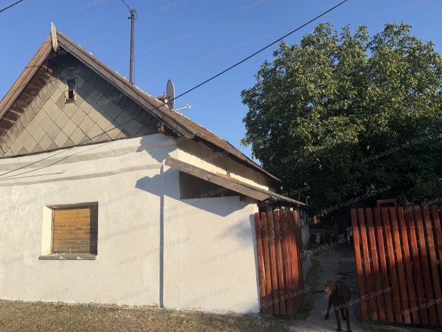 Eladó családi ház, Törökszentmiklóson, Kecskés János utcában