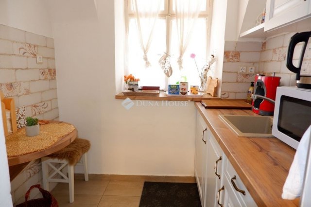 Eladó téglalakás, Székesfehérvárott 53 M Ft, 1 szobás