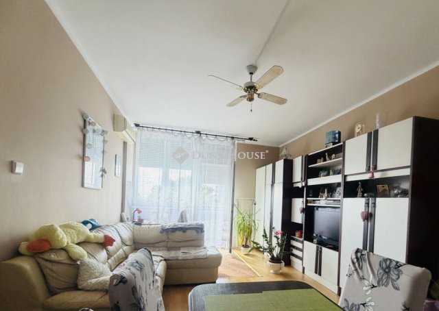 Eladó téglalakás, Tatabányán 35.8 M Ft, 2 szobás