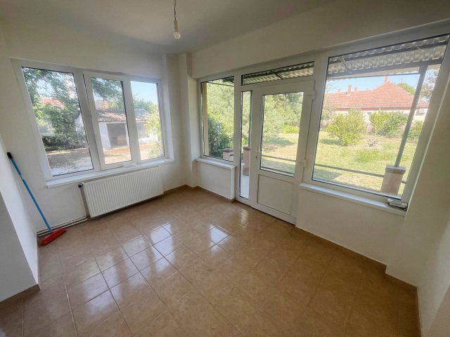 Eladó családi ház, Dömsödön 47.9 M Ft, 2 szobás