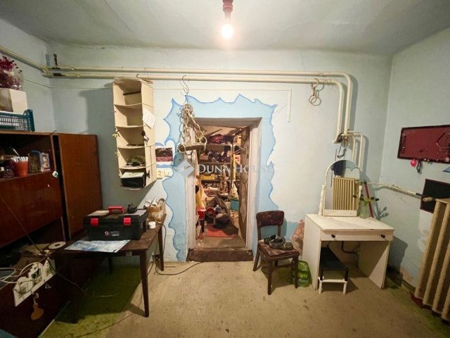 Eladó családi ház, Kápolnásnyéken 41 M Ft, 3 szobás