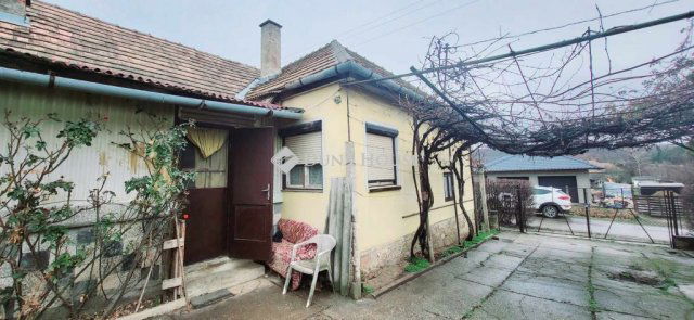Eladó családi ház, Kosdon 75 M Ft, 4 szobás