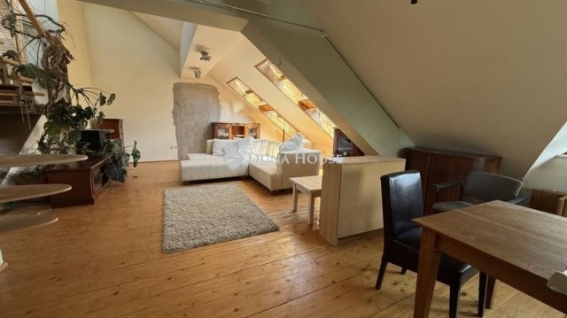 Eladó ikerház, Budapesten, XIX. kerületben 289 M Ft, 7 szobás