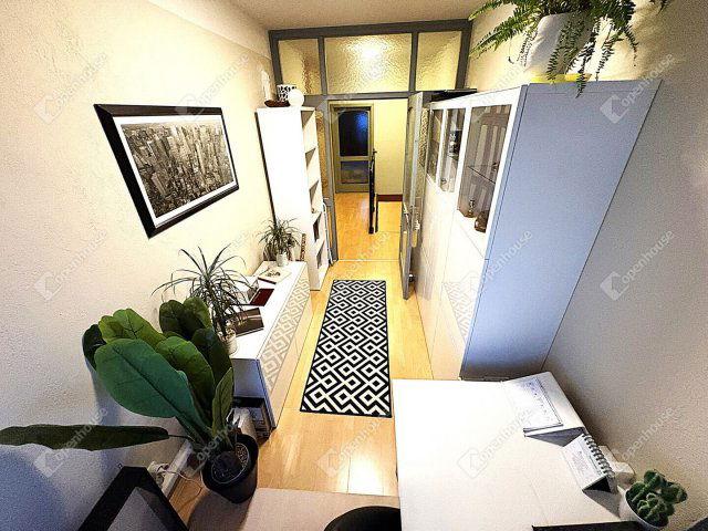 Eladó sorház, Debrecenben 130 M Ft, 4 szobás