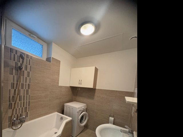 Kiadó téglalakás, albérlet, Sopronban 180 E Ft / hó, 1 szobás