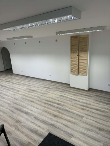 Eladó üzlethelyiség, Budapesten, XI. kerületben 84.27 M Ft