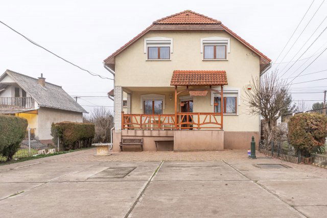 Eladó családi ház, Hernádkakon 69.9 M Ft, 4 szobás