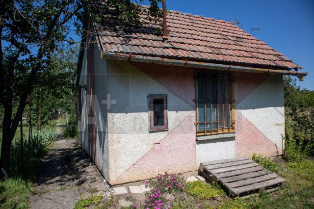 Eladó telek, Szegeden 18 M Ft / költözzbe.hu