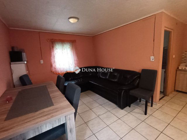 Eladó családi ház, Abonyban 12.9 M Ft, 2 szobás
