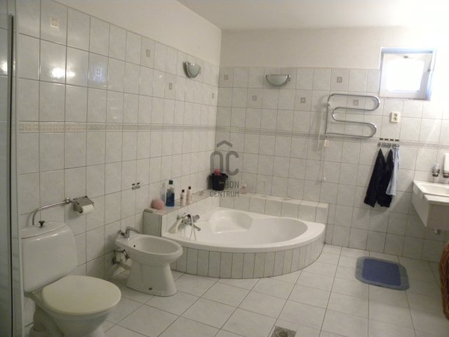 Eladó családi ház, Mohácson 60 M Ft, 4 szobás