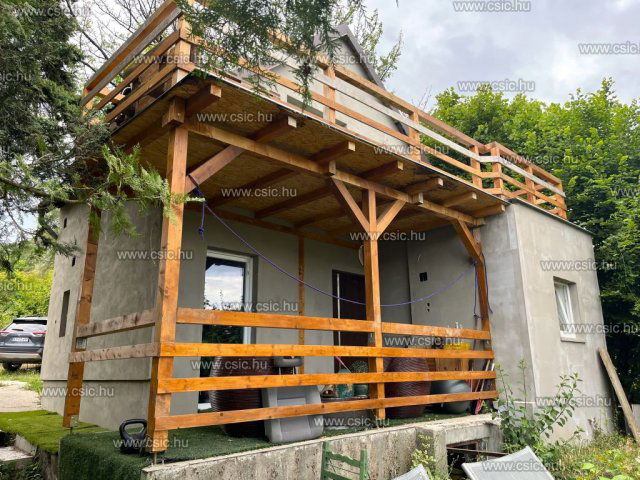 Eladó családi ház, Dunabogdányban 47.9 M Ft, 2 szobás