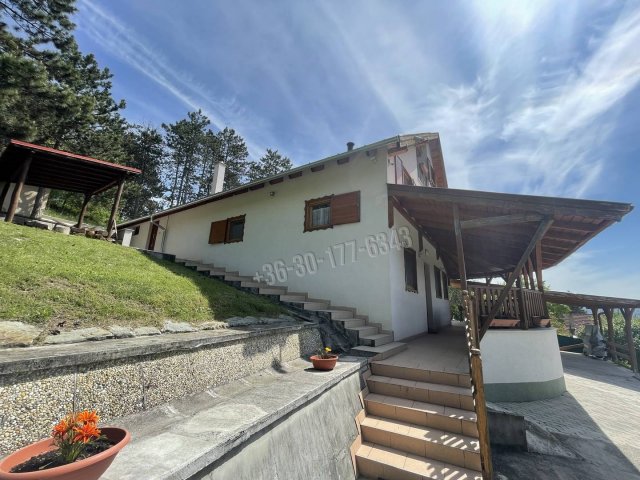Eladó ipari ingatlan, Szomódon 105 M Ft, 5 szobás