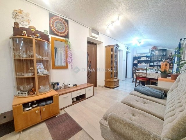 Eladó családi ház, Tiszakécskén 40 M Ft, 4 szobás