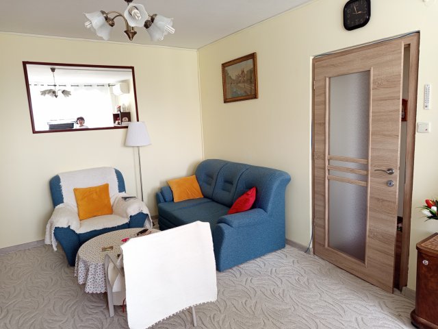 Eladó panellakás, Budaörsön 75.5 M Ft, 1+2 szobás