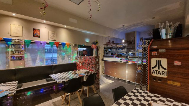 Eladó üzlethelyiség, Budapesten, XVIII. kerületben 388 M Ft