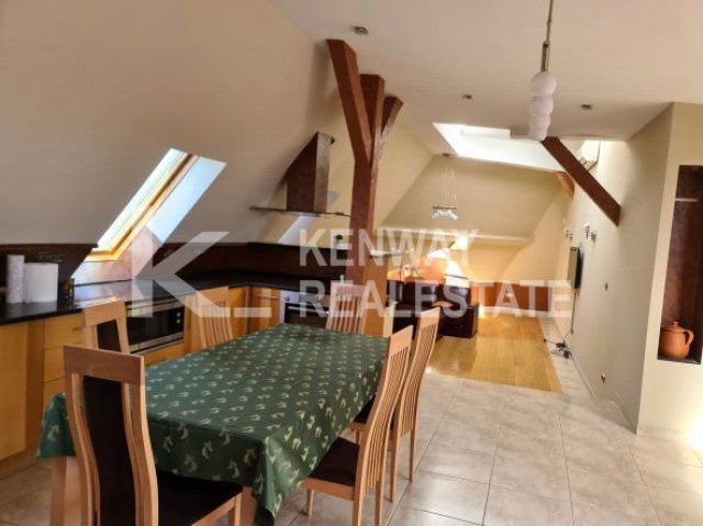 Kiadó téglalakás, albérlet, Budapesten, V. kerületben, 3 szobás