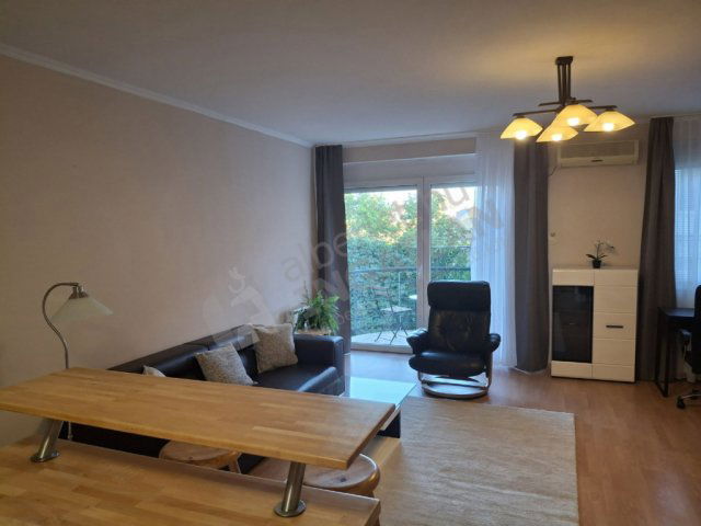 Kiadó téglalakás, albérlet, IX. kerületben, Kinizsi utcában