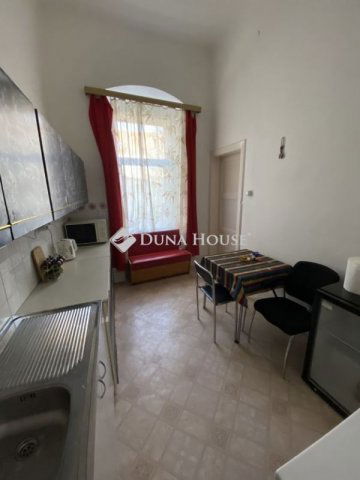 Eladó téglalakás, Pécsett 65.49 M Ft, 3 szobás