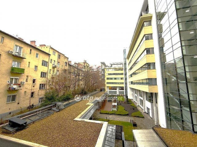 Eladó téglalakás, Budapesten, II. kerületben 109.99 M Ft