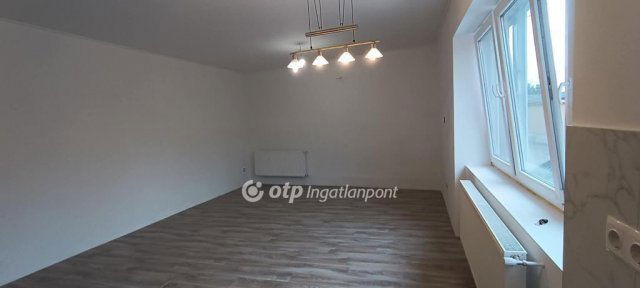 Eladó családi ház, Nagykőrösön 46.49 M Ft, 4 szobás