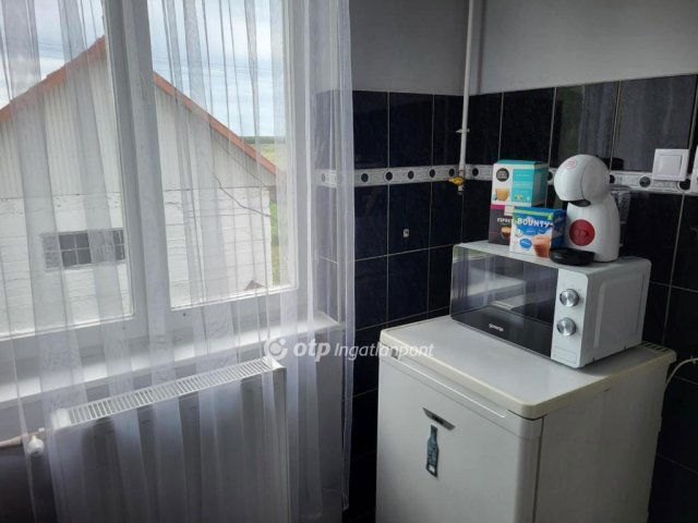 Eladó családi ház, Jászfényszarun 36.9 M Ft, 2 szobás