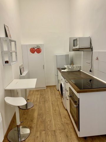 Eladó téglalakás, Budapesten, VII. kerületben, Jósika utcában