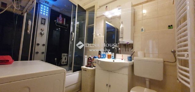 Eladó téglalakás, Budapesten, XIV. kerületben 110 M Ft, 4 szobás