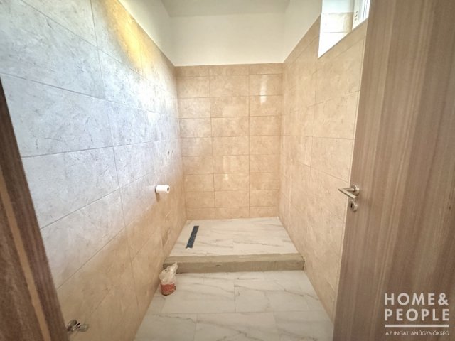 Eladó családi ház, Hódmezővásárhelyen 84 M Ft, 5 szobás