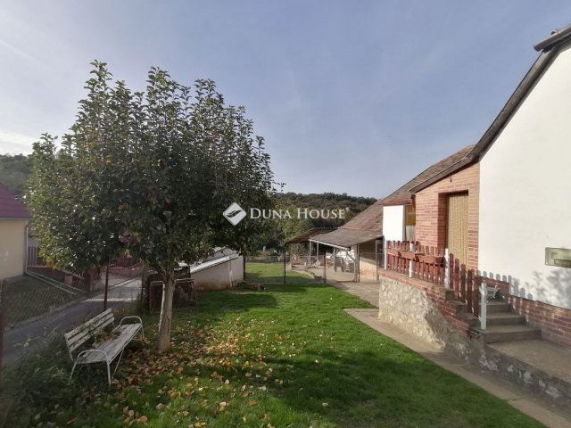 Eladó családi ház, Kökényen 54.99 M Ft, 3 szobás