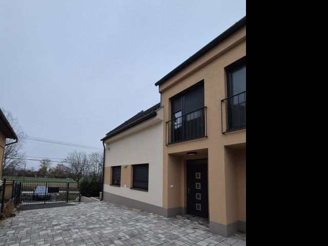 Eladó ikerház, Balatonszárszón, Dózsa György utcában