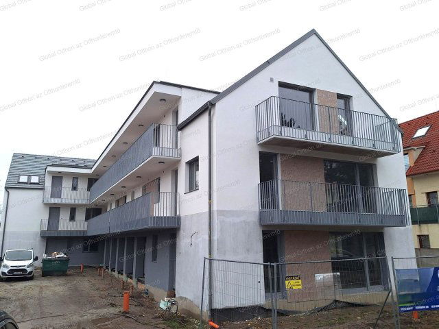 Eladó téglalakás, Hegyeshalomban 37.71 M Ft, 1 szobás