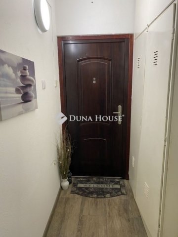 Eladó panellakás, Budapesten, XXI. kerületben 62.9 M Ft