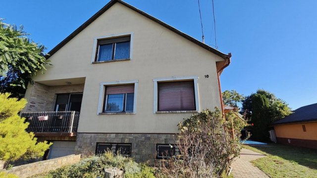 Eladó családi ház, Pilisen 69 M Ft, 6 szobás