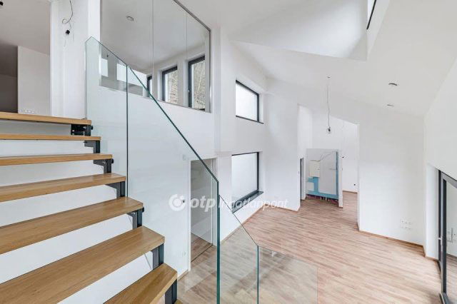 Eladó téglalakás, Budapesten, II. kerületben 245 M Ft