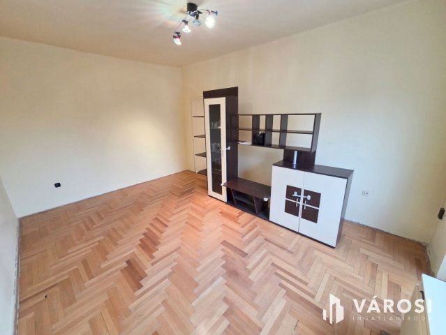 Eladó téglalakás, Budapesten, XXI. kerületben 39.5 M Ft