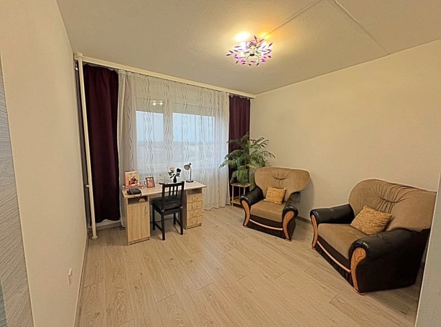 Eladó panellakás, Tiszaújvárosban 33.5 M Ft, 2+1 szobás