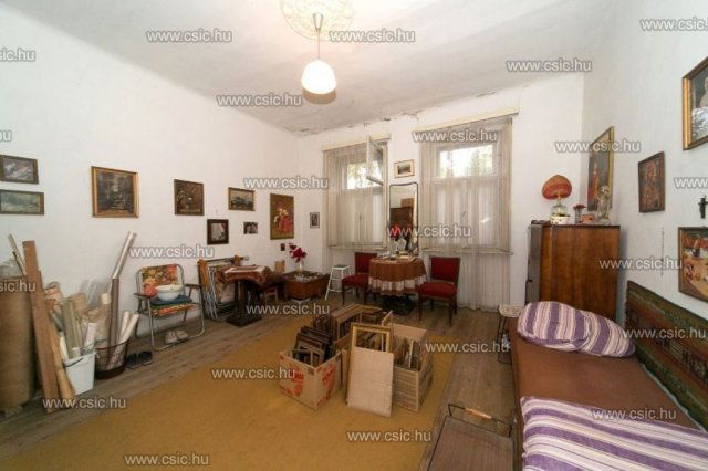 Eladó családi ház, Budapesten, III. kerületben 59.9 M Ft