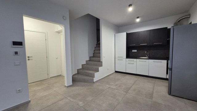 Kiadó sorház, albérlet, Debrecenben 650 E Ft / hó, 5 szobás