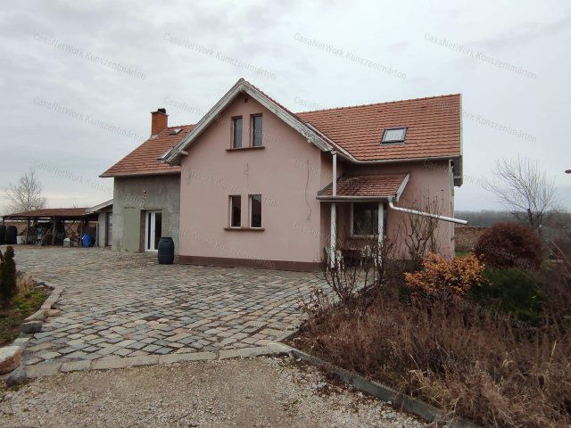 Eladó ipari ingatlan, Nagyréven 68.8 M Ft, 4 szobás