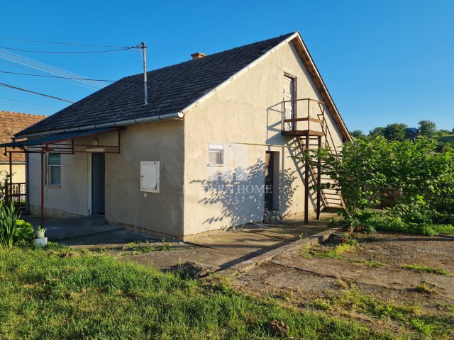 Eladó családi ház, Simontornyán 17.99 M Ft, 2 szobás