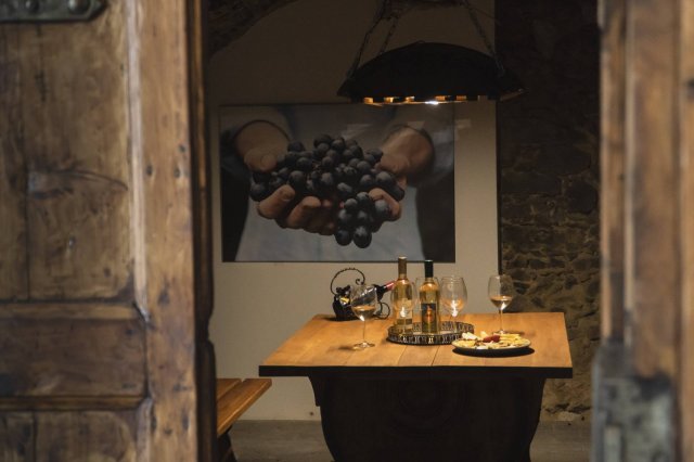 Eladó családi ház, Mencshelyen 180 M Ft, 3 szobás