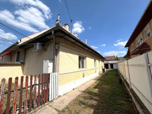 Eladó téglalakás, Budapesten, XX. kerületben 45.9 M Ft, 2 szobás