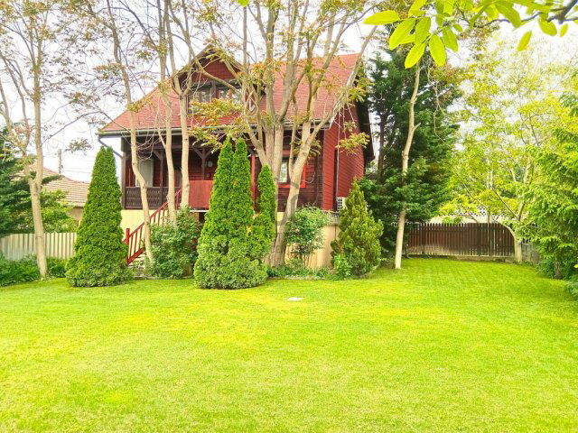 Eladó családi ház, Szigetszentmiklóson 128.5 M Ft, 6 szobás