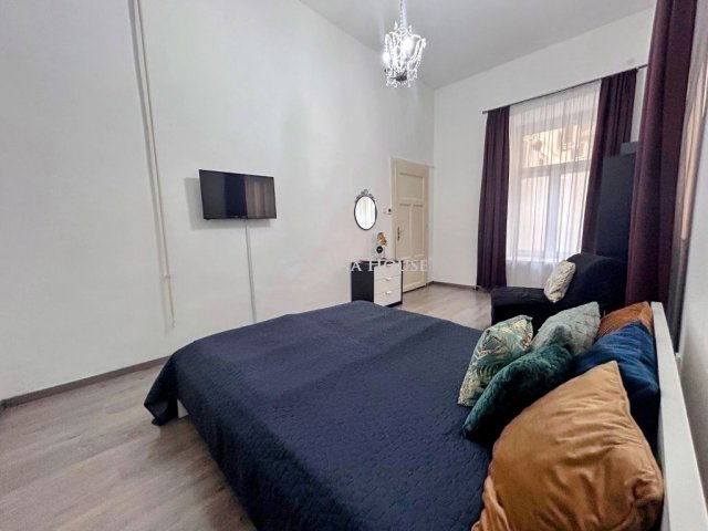 Eladó téglalakás, Budapesten, V. kerületben 84 M Ft, 2 szobás