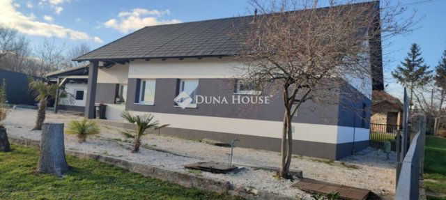 Eladó családi ház, Bodajkon 67 M Ft, 2 szobás